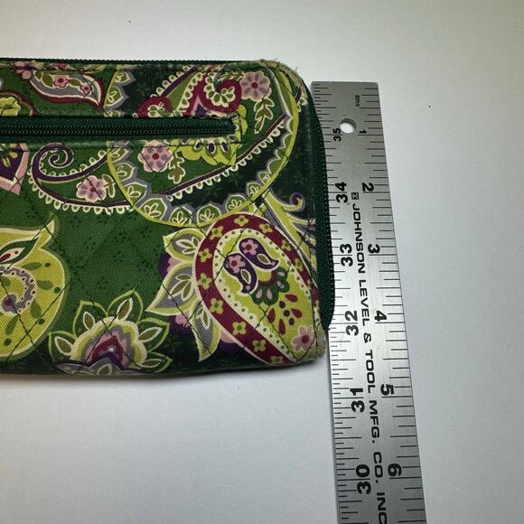 Vera Bradley Chelsea Green Zippered Wallet with wrist strap - Picture 10 of 10